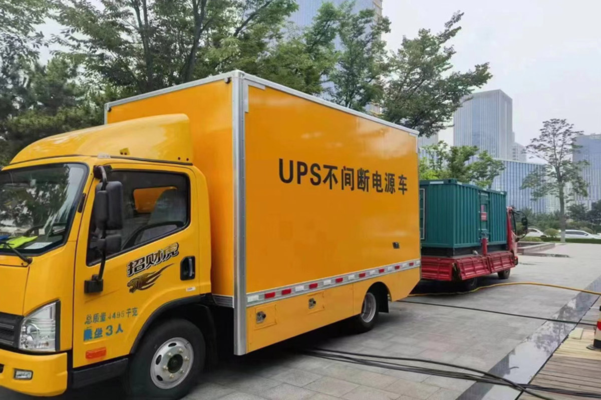 北屯发电机租赁施工现场