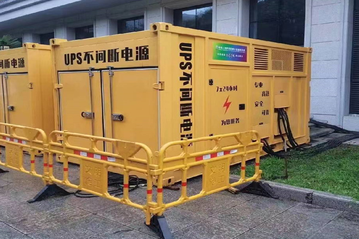 北屯发电机租赁施工现场